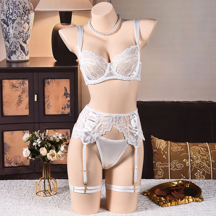 Sexy patchwork lace lingerie set