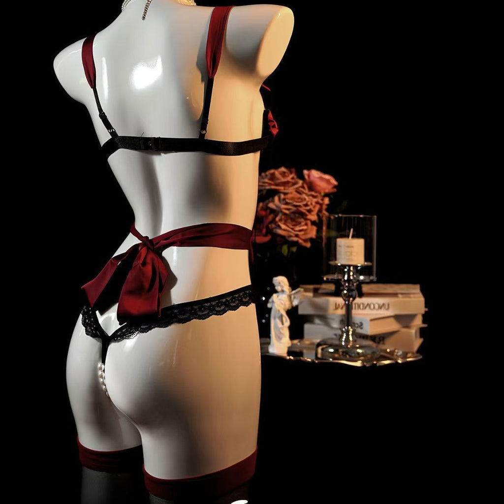 🎀Elegant Lace Pearl Chain Garter Lingerie Set